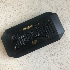 Kat Von D Makeup - Shade and Light Plum Eye Palette - Kat von D Kat Von D Makeup - Shade and Light Plum Eye Palette - Kat von D